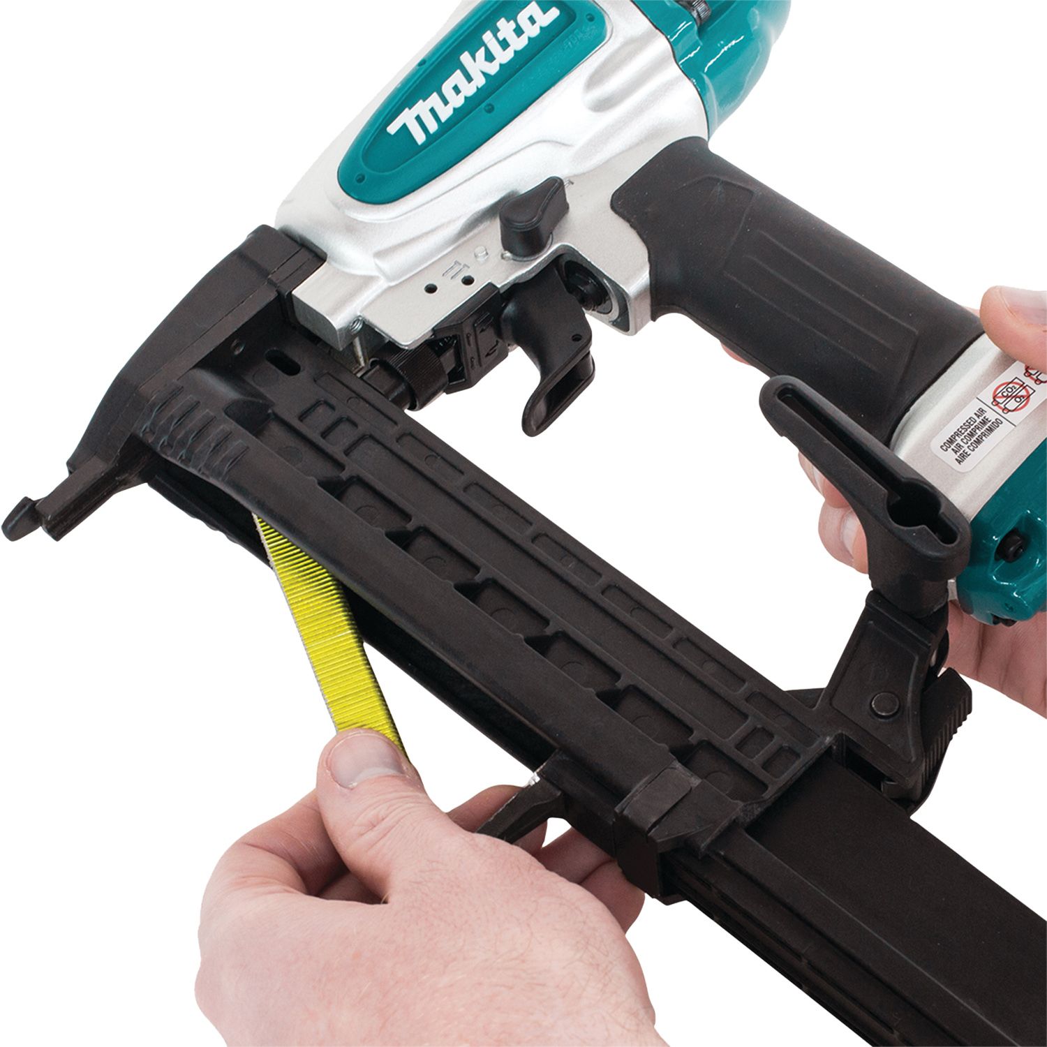 Makita pneumatic staple outlet gun