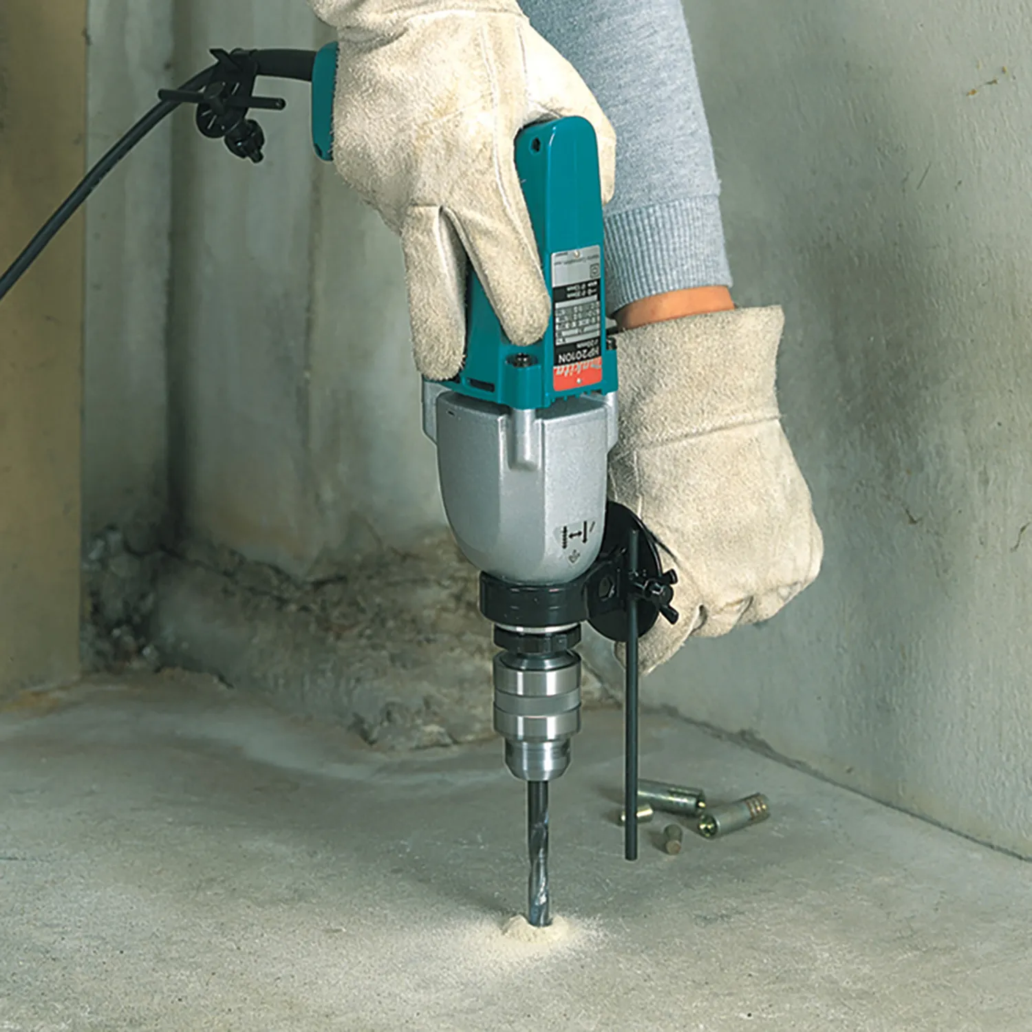 HP2010N_02_02_1f59de06c7925b68355c4ede4f2324aed5de9f46_HP2010N_1 Makita® 750W 2 Speed Hammer Drill (Tool Only)