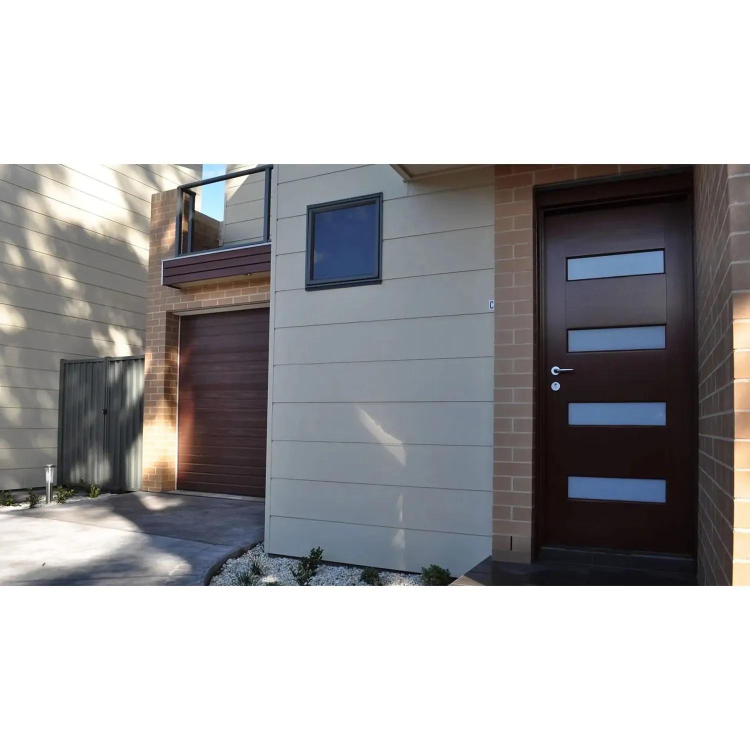 Innova™ Stratum™ Weatherboard Cladding Woodgrain